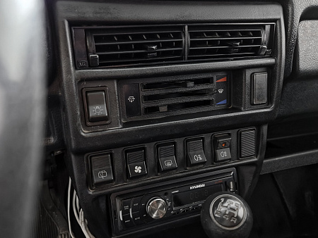 Lada (Ваз) 2121 (4x4) 1.7 MT (83 л.с.) 4WD, 2015 Lada (Ваз) 2121 (4x4) 1.7 MT (83 л.с.) 4WD, 2015 — купить в Нижнем Новгороде