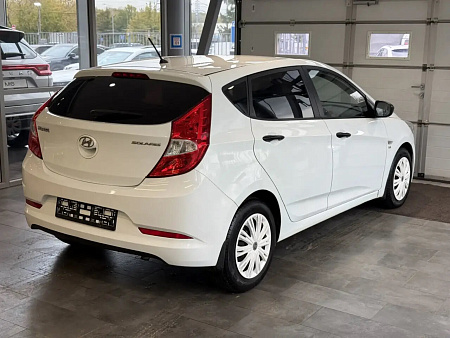 Hyundai Solaris 1.6 AT (123 л.с.), 2015 — купить в Нижнем Новгороде