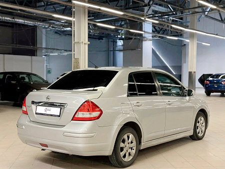 Nissan Tiida 1.6 AT (110 л.с.), 2011 Nissan Tiida 1.6 AT (110 л.с.), 2011 — купить в Нижнем Новгороде