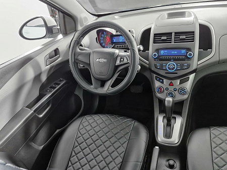 Chevrolet Aveo 1.6 AT (115 л.с.), 2013 Chevrolet Aveo 1.6 AT (115 л.с.), 2013 — купить в Нижнем Новгороде