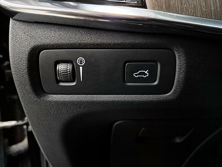 Volvo V90 Cross Country 2.0 AT (249 л.с.) 4WD, 2021 — купить в Нижнем Новгороде