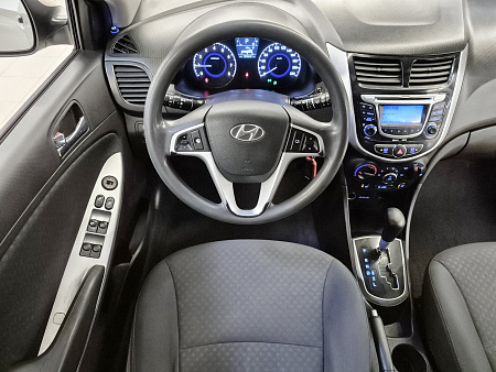 Hyundai Solaris 1.6 AT (123 л.с.), 2012 — купить в Нижнем Новгороде