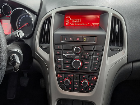 Opel Astra 1.6 MT (115 л.с.), 2012 Opel Astra 1.6 MT (115 л.с.), 2012 — купить в Нижнем Новгороде