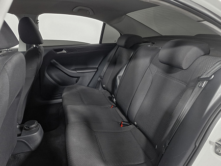 Volkswagen Jetta 1.6 AT (105 л.с.), 2014 — купить в Нижнем Новгороде