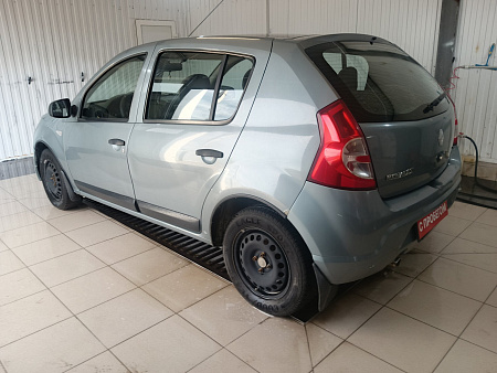 Renault Sandero 1.6 MT (103 л.с.), 2011 Renault Sandero 1.6 MT (103 л.с.), 2011 — купить в Нижнем Новгороде