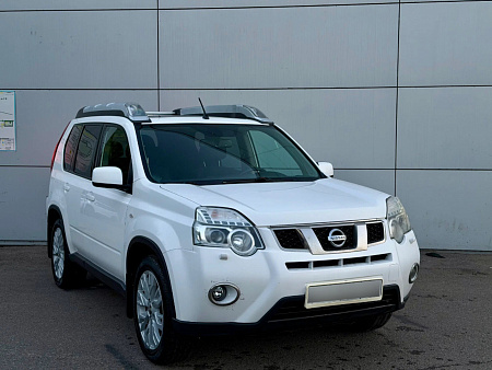 Nissan X-Trail 2.0 CVT (141 л.с.) 4WD, 2014 — купить в Нижнем Новгороде