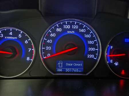 Hyundai Santa Fe 2.4 AT (174 л.с.) 4WD, 2011 Hyundai Santa Fe 2.4 AT (174 л.с.) 4WD, 2011 — купить в Нижнем Новгороде