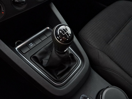 Volkswagen Jetta 1.6 MT (85 л.с.), 2015 Volkswagen Jetta 1.6 MT (85 л.с.), 2015 — купить в Нижнем Новгороде