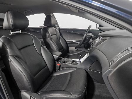 Hyundai Sonata 2.0 AT (150 л.с.), 2011 — купить в Нижнем Новгороде