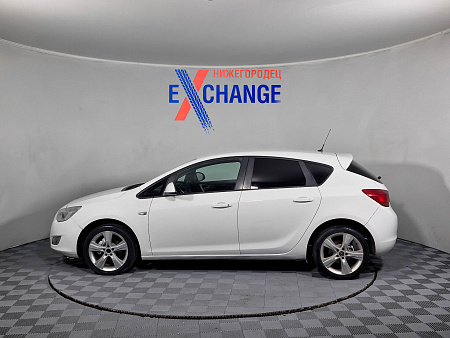 Opel Astra 1.6 MT (115 л.с.), 2011 — купить в Нижнем Новгороде