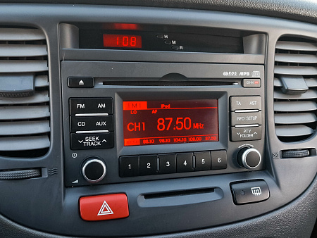 Kia Rio 1.4 MT (95 л.с.), 2010 Kia Rio 1.4 MT (95 л.с.), 2010 — купить в Нижнем Новгороде