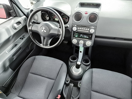 Mitsubishi Colt 1.3 AMT (95 л.с.), 2005 — купить в Нижнем Новгороде