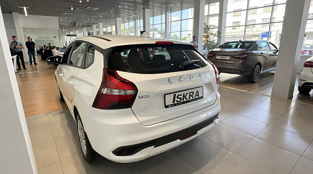 Lada (Ваз) Iskra 1.6 CVT (106 л.с.), 2026 Lada (Ваз) Iskra 1.6 CVT (106 л.с.), 2026 — купить в Нижнем Новгороде