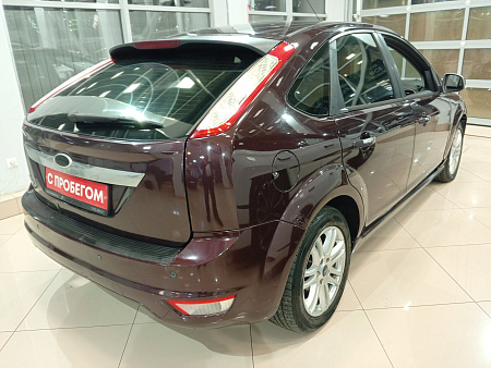 Ford Focus 1.6 AT (100 л.с.), 2010 Ford Focus 1.6 AT (100 л.с.), 2010 — купить в Нижнем Новгороде
