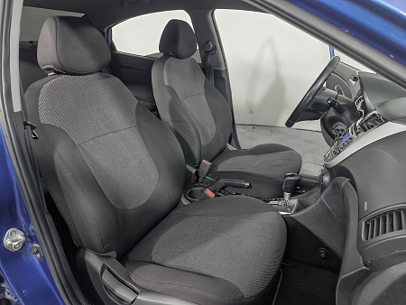 Hyundai Solaris 1.6 AT (123 л.с.), 2013 — купить в Нижнем Новгороде