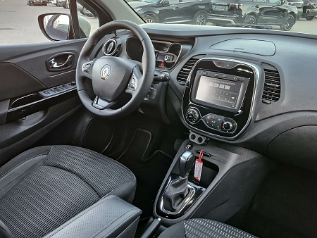 Renault Kaptur 1.6 CVT (114 л.с.), 2016 — купить в Нижнем Новгороде