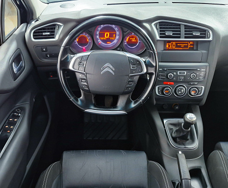 Citroen C4 1.6 MT (120 л.с.), 2010 Citroen C4 1.6 MT (120 л.с.), 2010 — купить в Нижнем Новгороде