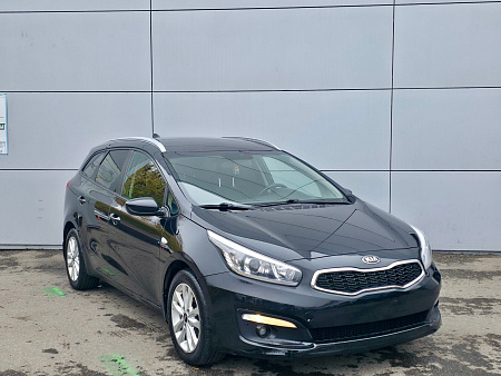 Kia Ceed 1.6 AT (130 л.с.), 2017 Kia Ceed 1.6 AT (130 л.с.), 2017 — купить в Нижнем Новгороде