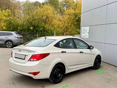 Hyundai Solaris 1.6 AT (123 л.с.), 2015 — купить в Нижнем Новгороде