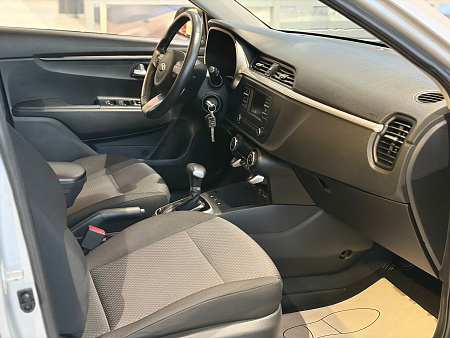 Kia Rio 1.6 AT (123 л.с.), 2020 — купить в Нижнем Новгороде