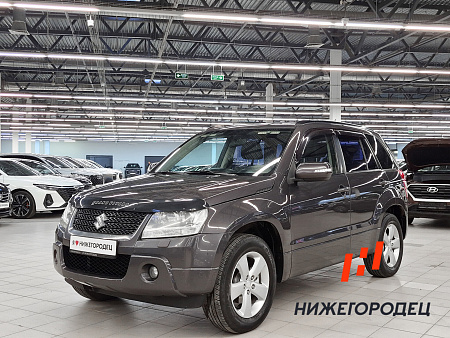 Suzuki Grand Vitara 2.4 AT (169 л.с.) 4WD, 2011 — купить в Нижнем Новгороде