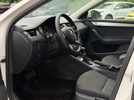 Skoda Octavia 1.2 AMT (105 л.с.), 2014 Skoda Octavia 1.2 AMT (105 л.с.), 2014 — купить в Нижнем Новгороде