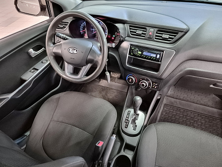 Kia Rio 1.4 AT (107 л.с.), 2012 — купить в Нижнем Новгороде