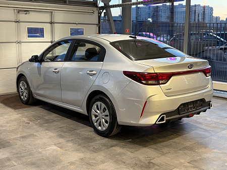 Kia Rio 1.6 AT (123 л.с.), 2020 — купить в Нижнем Новгороде