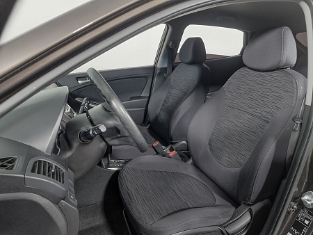 Hyundai Solaris 1.4 AT (107 л.с.), 2015 Hyundai Solaris 1.4 AT (107 л.с.), 2015 — купить в Нижнем Новгороде