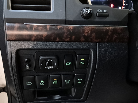 Toyota Land Cruiser 4.5d AT (235 л.с.) 4WD, 2012 — купить в Нижнем Новгороде