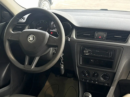 Skoda Rapid 1.6 MT (90 л.с.), 2017 — купить в Нижнем Новгороде