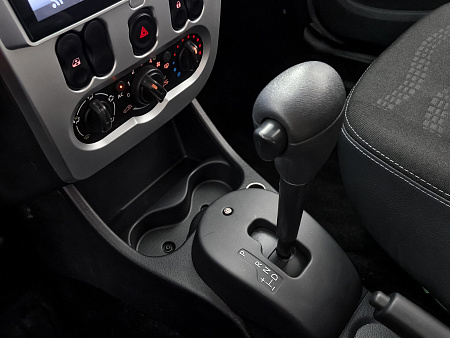 Renault Sandero Stepway 1.6 AT (103 л.с.), 2012 — купить в Нижнем Новгороде