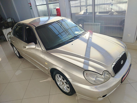 Hyundai Sonata 2.0 MT (131 л.с.), 2004 Hyundai Sonata 2.0 MT (131 л.с.), 2004 — купить в Нижнем Новгороде