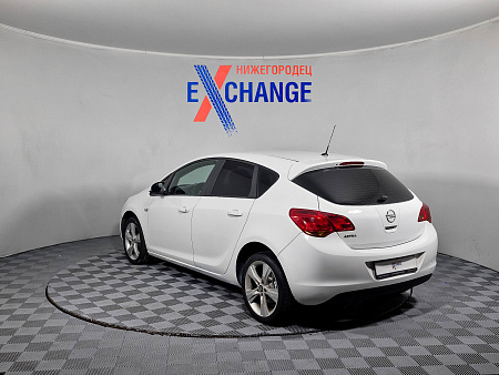 Opel Astra 1.6 MT (115 л.с.), 2011 — купить в Нижнем Новгороде