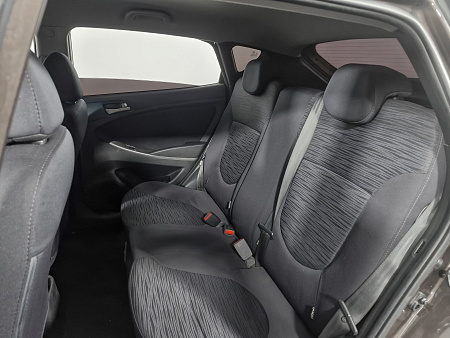 Hyundai Solaris 1.4 AT (107 л.с.), 2015 Hyundai Solaris 1.4 AT (107 л.с.), 2015 — купить в Нижнем Новгороде