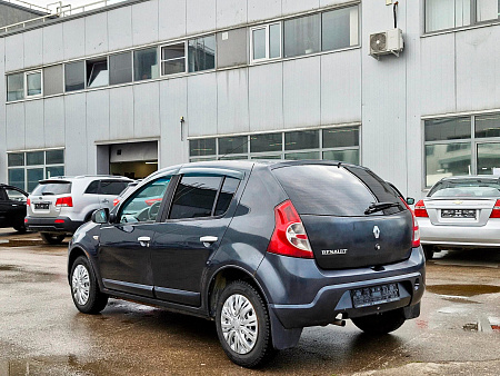 Renault Sandero 1.6 MT (84 л.с.), 2010 — купить в Нижнем Новгороде