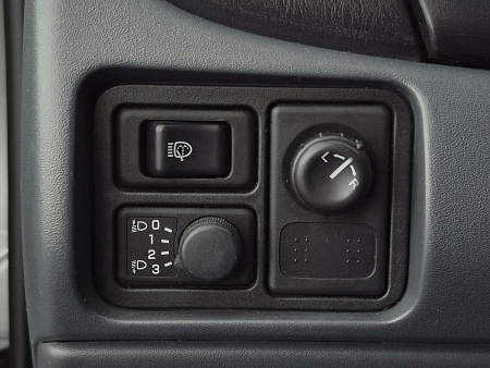 Nissan Almera 1.5 MT (98 л.с.), 2005 — купить в Нижнем Новгороде
