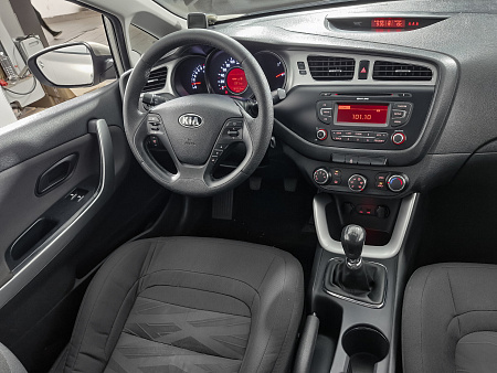 Kia Ceed 1.6 MT (129 л.с.), 2012 — купить в Нижнем Новгороде