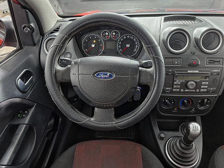 Ford Fiesta 1.4 MT (80 л.с.), 2007 Ford Fiesta 1.4 MT (80 л.с.), 2007 — купить в Нижнем Новгороде