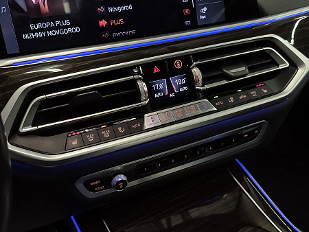 BMW X7 40i 3.0 AT (340 л.с.) 4WD, 2019 BMW X7 40i 3.0 AT (340 л.с.) 4WD, 2019 — купить в Нижнем Новгороде