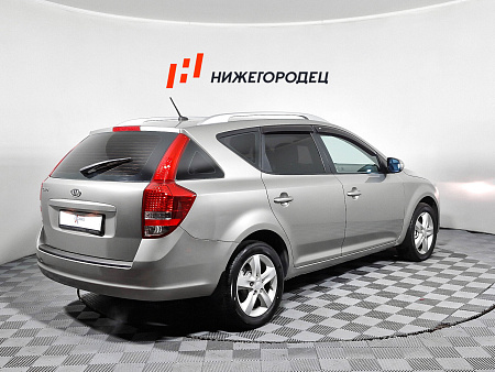Kia Ceed 1.6 AT (122 л.с.), 2011 — купить в Нижнем Новгороде