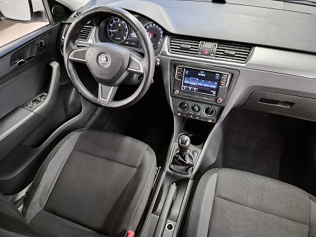 Skoda Rapid 1.6 MT (105 л.с.), 2014 Skoda Rapid 1.6 MT (105 л.с.), 2014 — купить в Нижнем Новгороде