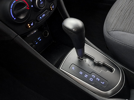 Hyundai Solaris 1.4 AT (107 л.с.), 2015 Hyundai Solaris 1.4 AT (107 л.с.), 2015 — купить в Нижнем Новгороде