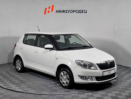 Skoda Fabia 1.6 AT (105 л.с.), 2013 Skoda Fabia 1.6 AT (105 л.с.), 2013 — купить в Нижнем Новгороде