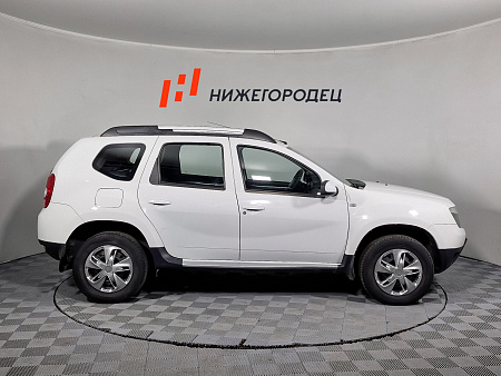 Renault Duster 1.6 MT (102 л.с.) 4WD, 2014 — купить в Нижнем Новгороде