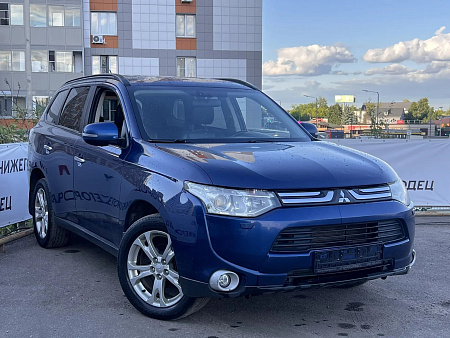 Mitsubishi Outlander 2.4 CVT (167 л.с.) 4WD, 2013 — купить в Нижнем Новгороде