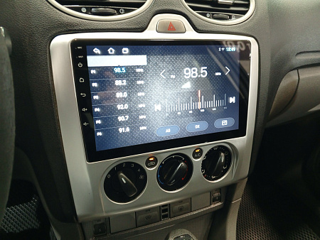 Ford Focus 1.6 AT (100 л.с.), 2010 Ford Focus 1.6 AT (100 л.с.), 2010 — купить в Нижнем Новгороде