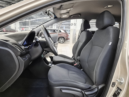 Hyundai Solaris 1.6 AT (123 л.с.), 2012 — купить в Нижнем Новгороде