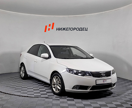 Kia Cerato 6-speed 1.6 AT (126 л.с.), 2012 Kia Cerato 6-speed 1.6 AT (126 л.с.), 2012 — купить в Нижнем Новгороде