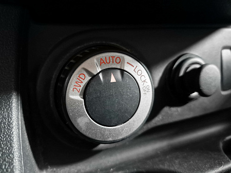 Renault Duster 1.6 MT (102 л.с.) 4WD, 2012 — купить в Нижнем Новгороде